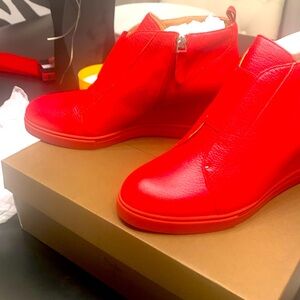 A small wedge heel red 9.5 new without tags